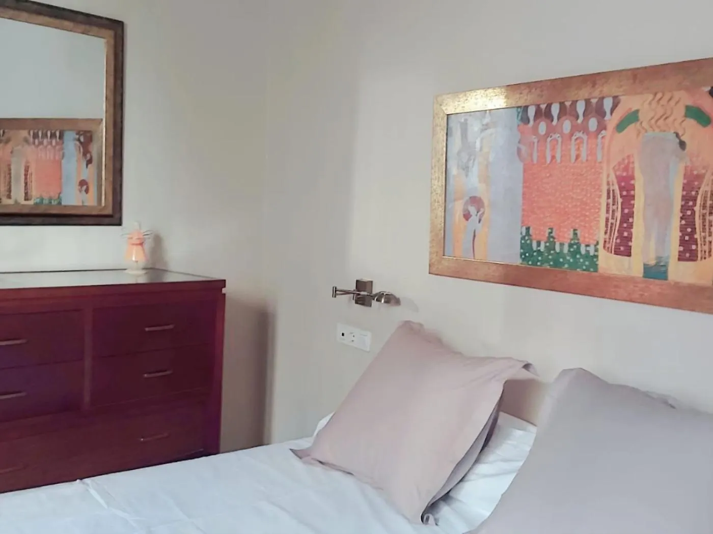 Apartamento Junto A La Calle Betis: El Corazon De Triana Sevilla